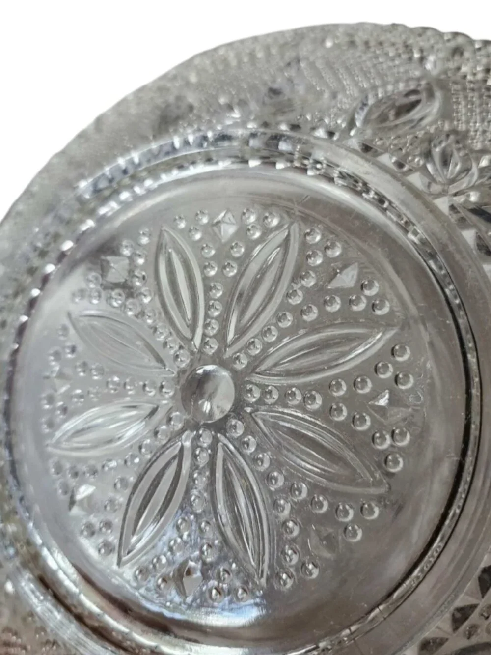 VINTAGE HERITAGE FEDERAL GLASS 10 1/4